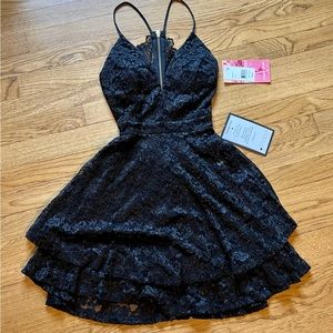 NWT gorgeous black dress